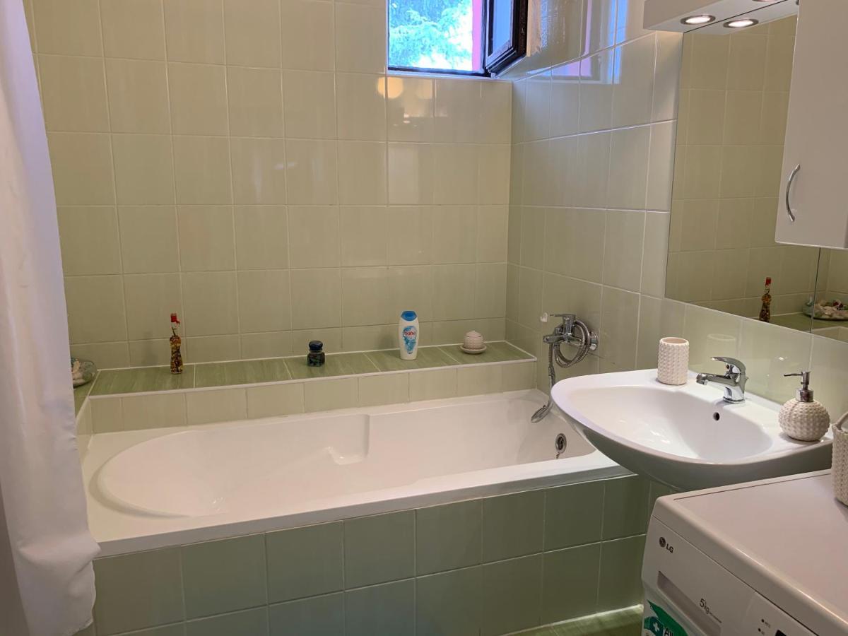 Nagcsalados Rozsa Apartman Balatonlelle Eksteriør bilde