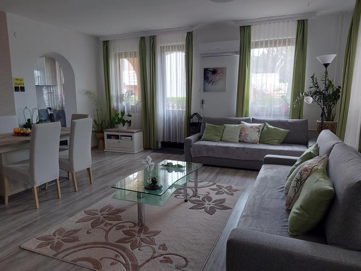 Nagcsalados Rozsa Apartman Balatonlelle Eksteriør bilde