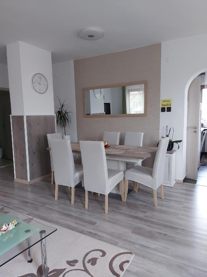 Nagcsalados Rozsa Apartman Balatonlelle Eksteriør bilde