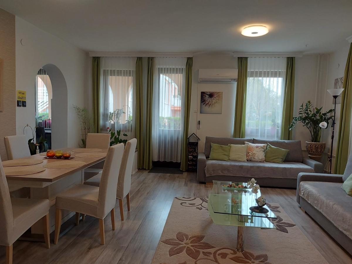 Nagcsalados Rozsa Apartman Balatonlelle Eksteriør bilde